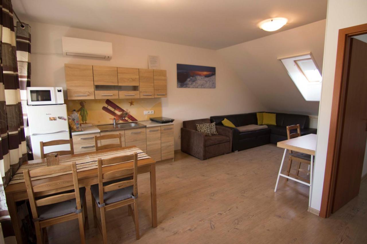 Apartmany Maly Princ Бойниці Екстер'єр фото